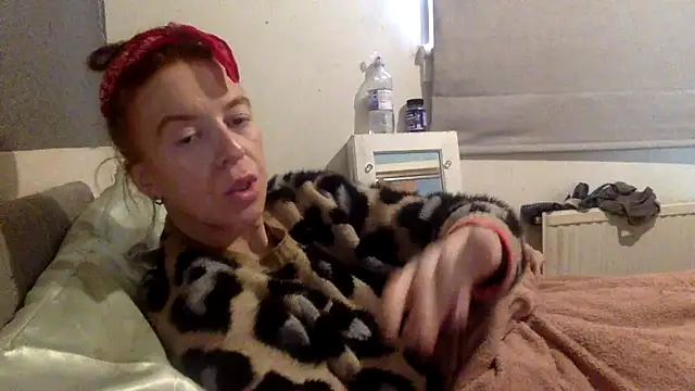 Snapshot of Bellababexox chatting on June 2026 11:21:02 AM Bellababexox online show from June 2026 11:21:02 AM