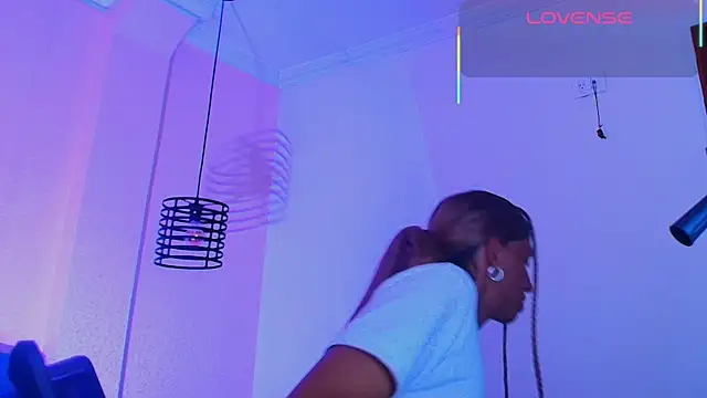 Snapshot of Dom_venena chatting on September 2025 07:04:01 PM Dom venena online show from September 2025 07:04:01 PM