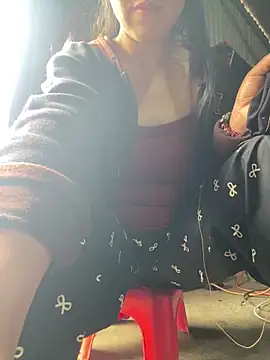 Huong-Ly online show from September 2025 01:53:02 AM