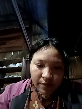 MuiNay online show from November 2025 10:16:01 AM