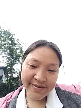 MuiNay online show from December 2025 02:08:02 AM