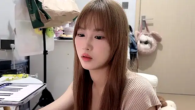 Snapshot of Ann-cookie chatting on November 2025 03:55:01 PM Ann-cookie online show from November 2025 03:55:01 PM