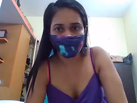 Curvyqueenz online show from November 2025 04:52:01 PM