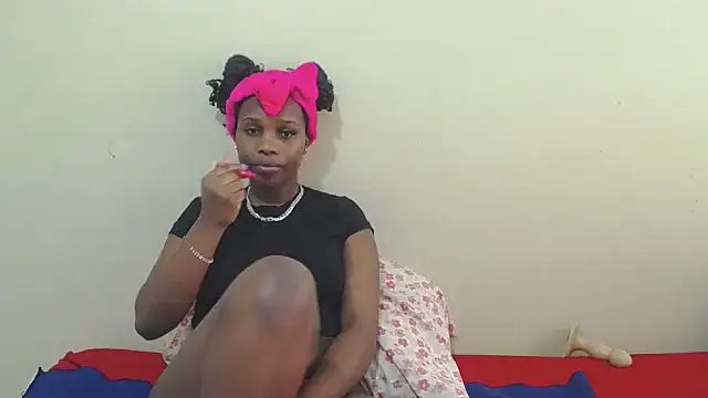 Blackberry96  online show from November 2025 09:26:02 AM