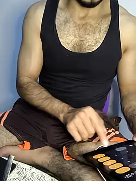 yazin199 online show from September 2025 10:25:01 PM