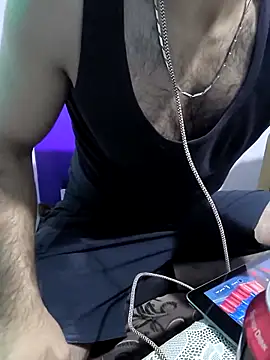 yazin199 online show from October 2025 03:36:02 PM