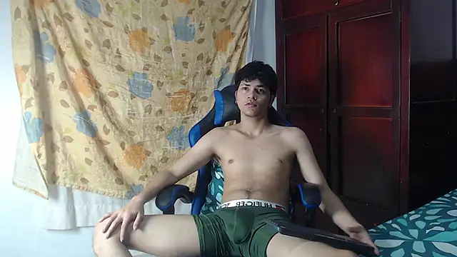 alice julls online show from May 2026 05:43:01 PM