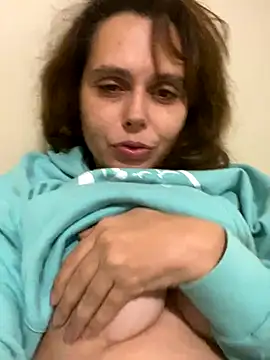 Snapshot of SashaMuller89 chatting on November 2025 09:35:01 PM SashaMuller89 online show from November 2025 09:35:01 PM