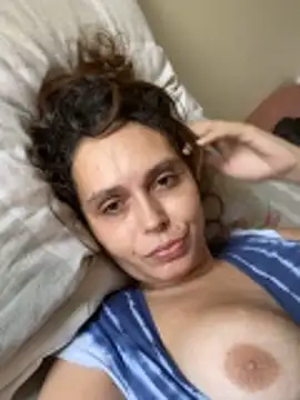 Snapshot of SashaMuller89 chatting on December 2025 03:20:04 PM SashaMuller89 online show from December 2025 03:20:04 PM