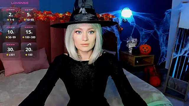 EvelynPoole online show from October 2025 01:38:01 AM