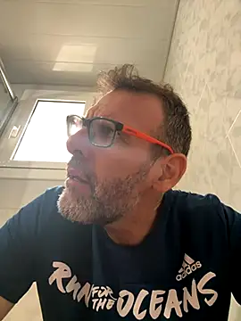 gigolobcn online show from September 2025 09:53:02 AM