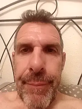 Snapshot of gigolobcn chatting on April 2026 03:20:02 AM gigolobcn online show from April 2026 03:20:02 AM
