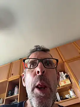 Snapshot of gigolobcn chatting on May 2026 03:05:02 PM gigolobcn online show from May 2026 03:05:02 PM