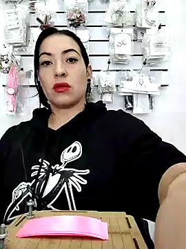 angelicroose2 online show from November 2025 12:00:02 AM