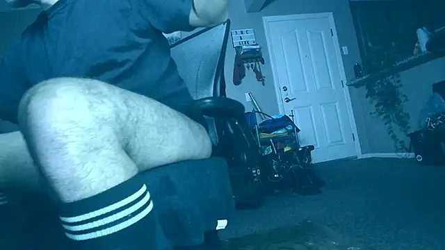 Snapshot of LeeCox chatting on December 2024 08:44:02 AM LeeCox online show from December 2024 08:44:02 AM