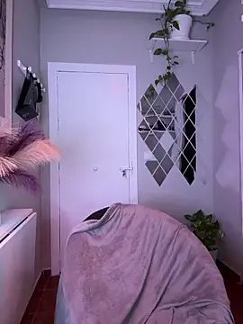 Snapshot of lacattiva chatting on September 2025 08:30:01 PM lacattiva online show from September 2025 08:30:01 PM