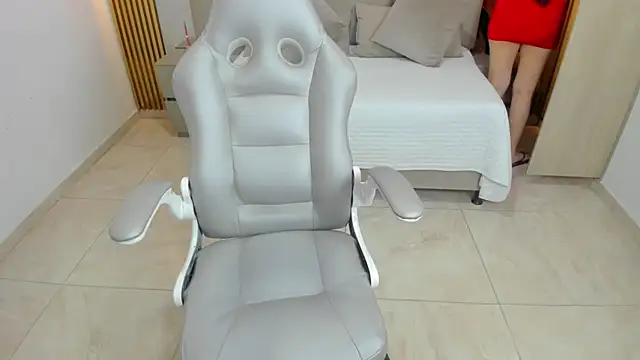 Keisha jalal online show from November 2025 07:24:01 PM