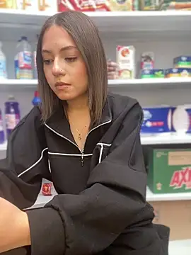 PrettyAmber online show from April 2026 08:25:02 PM