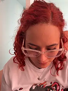 MargothWolfe online show from October 2025 08:40:02 PM