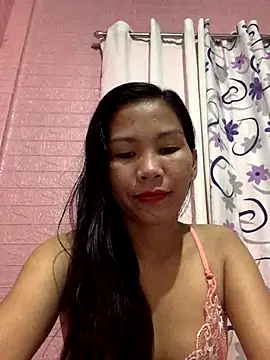 Snapshot of Cleo17 chatting on November 2025 01:06:01 PM Cleo17 online show from November 2025 01:06:01 PM