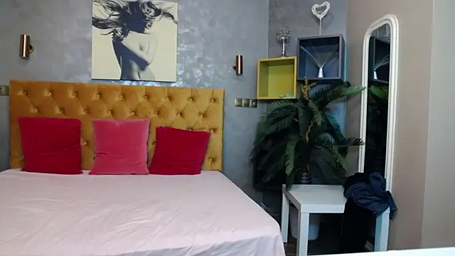 DashaFlame online show from April 2026 12:47:02 PM