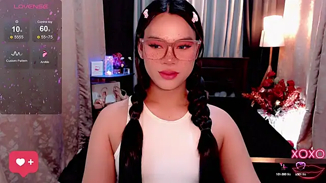 Snapshot of IamRaeganDolls69 chatting on October 2025 11:46:01 PM IamRaeganDolls69 online show from October 2025 11:46:01 PM