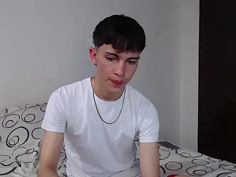 john vichenso online show from April 2026 08:44:02 PM