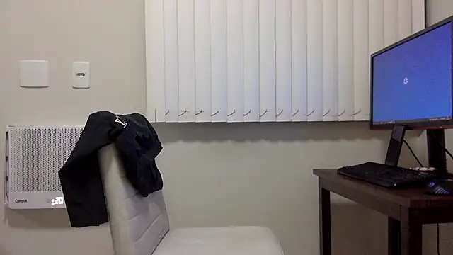 Snapshot of Fubinha chatting on February 2026 10:08:01 PM Fubinha online show from February 2026 10:08:01 PM