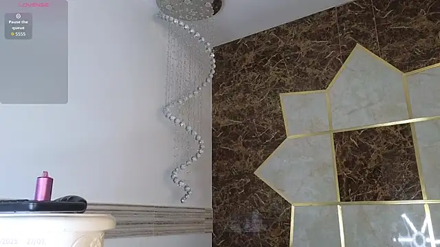 Xara Blis online show from September 2025 05:01:02 AM