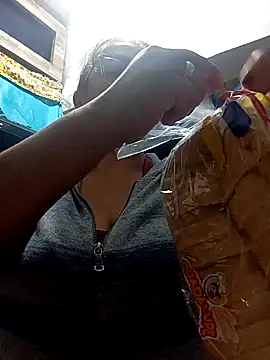 Lady 16 online show from December 2025 01:55:02 AM