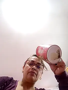 Lady 16 online show from February 2026 10:13:01 PM