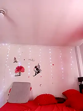 Lady 16 online show from February 2026 03:39:02 PM