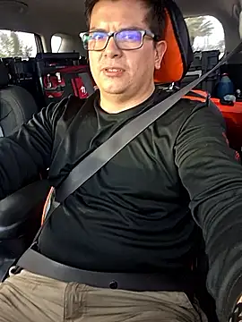 lucho8690 online show from September 2025 10:32:01 PM