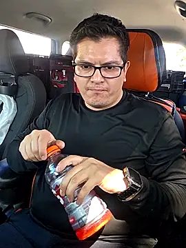 lucho8690 online show from September 2025 06:08:01 PM