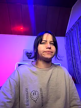 Eymmy 24 online show from November 2025 03:27:01 AM