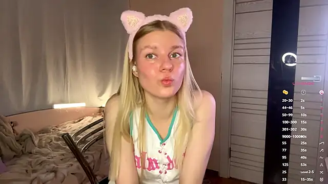 MaryjaneSpider online show from October 2025 06:51:01 PM