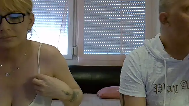 Snapshot of VanessaJoci chatting on September 2025 10:48:01 AM VanessaJoci online show from September 2025 10:48:01 AM