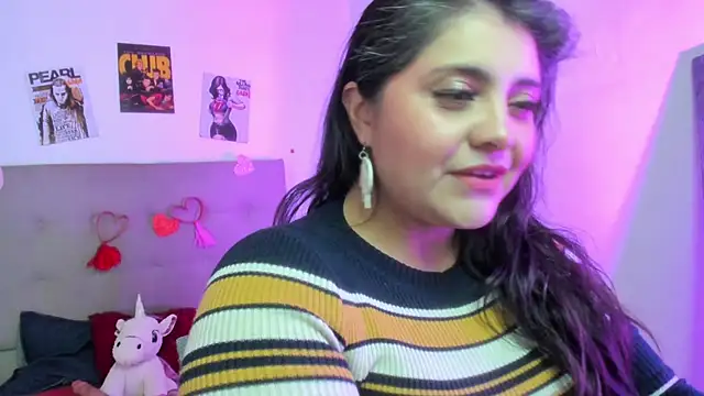 TifanyAmazinng online show from February 2026 02:57:01 PM