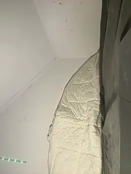 Snapshot of TwinklustbyEmi chatting on March 2026 02:07:02 AM TwinklustbyEmi online show from March 2026 02:07:02 AM