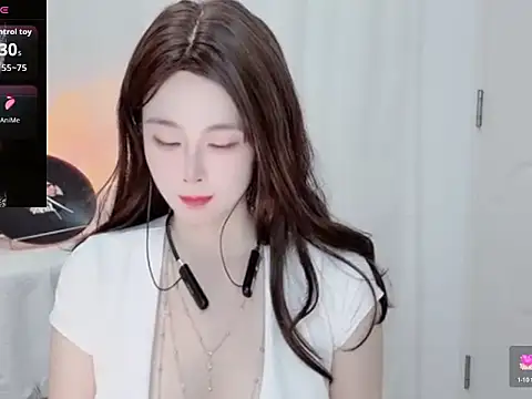 Snapshot of yiyi-zh chatting on July 2026 03:11:01 AM yiyi-zh online show from July 2026 03:11:01 AM