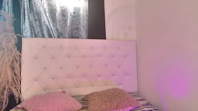 Snapshot of tatixxxvega chatting on March 2026 12:54:02 PM tatixxxvega online show from March 2026 12:54:02 PM