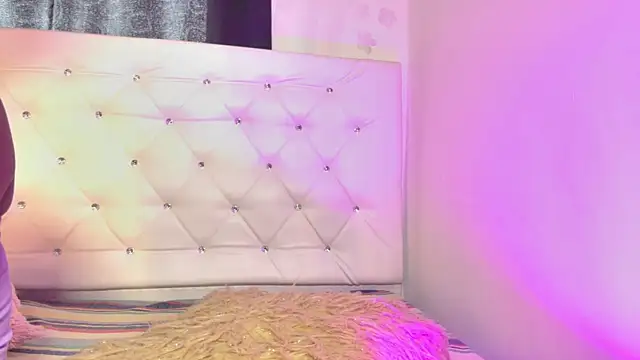 Snapshot of tatixxxvega chatting on April 2026 05:50:02 PM tatixxxvega online show from April 2026 05:50:02 PM