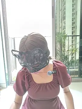 Snapshot of SinfulTemptation chatting on April 2026 07:09:01 AM SinfulTemptation online show from April 2026 07:09:01 AM