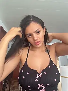 AnaaFaith  online show from April 2026 04:39:01 PM