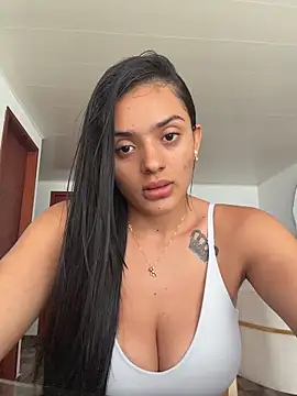 Snapshot of AnaaFaith_ chatting on May 2026 06:02:01 PM AnaaFaith online show from May 2026 06:02:01 PM