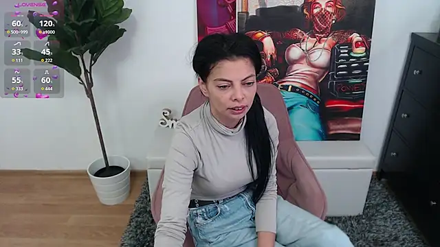 Snapshot of LadyLiia chatting on April 2026 04:04:02 AM LadyLiia online show from April 2026 04:04:02 AM