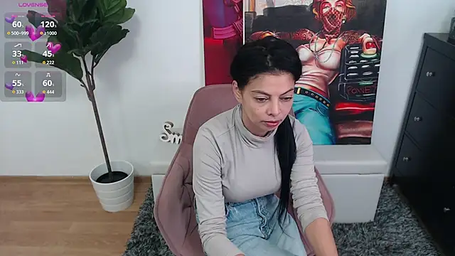 Snapshot of LadyLiia chatting on April 2026 03:37:02 AM LadyLiia online show from April 2026 03:37:02 AM