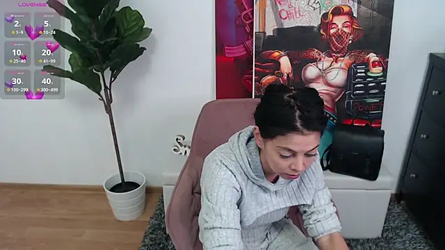Snapshot of LadyLiia chatting on April 2026 04:06:01 AM LadyLiia online show from April 2026 04:06:01 AM