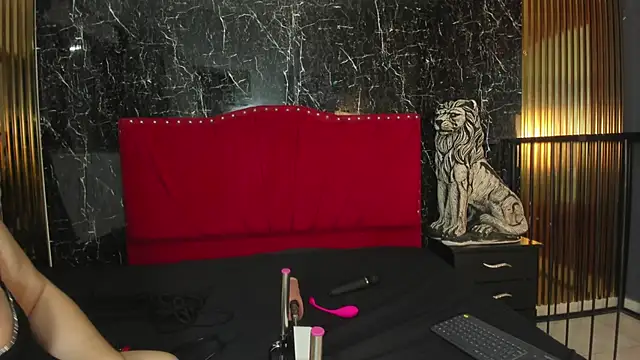 VanessaHard as online show from March 2026 03:32:01 AM