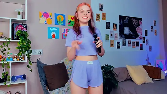 Snapshot of VedaSchulz chatting on February 2026 06:47:02 PM VedaSchulz online show from February 2026 06:47:02 PM